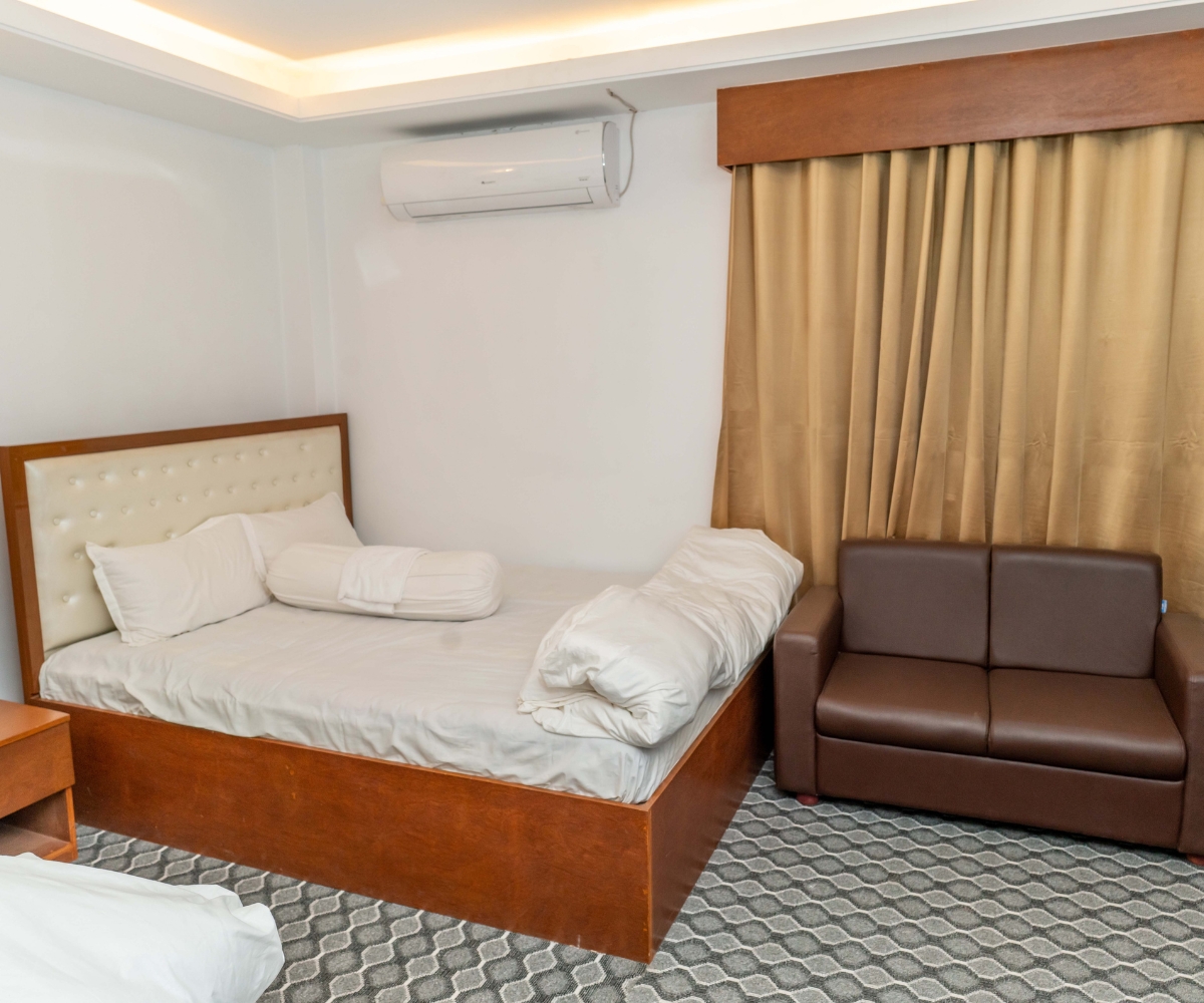 Luxury hotel room